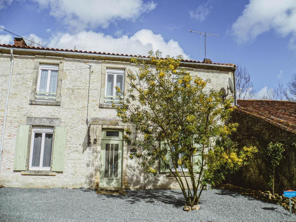 La Laujere Ivie - Gite & Piscine Privative Saint-Hilaire-du-Bois  Dış mekan fotoğraf